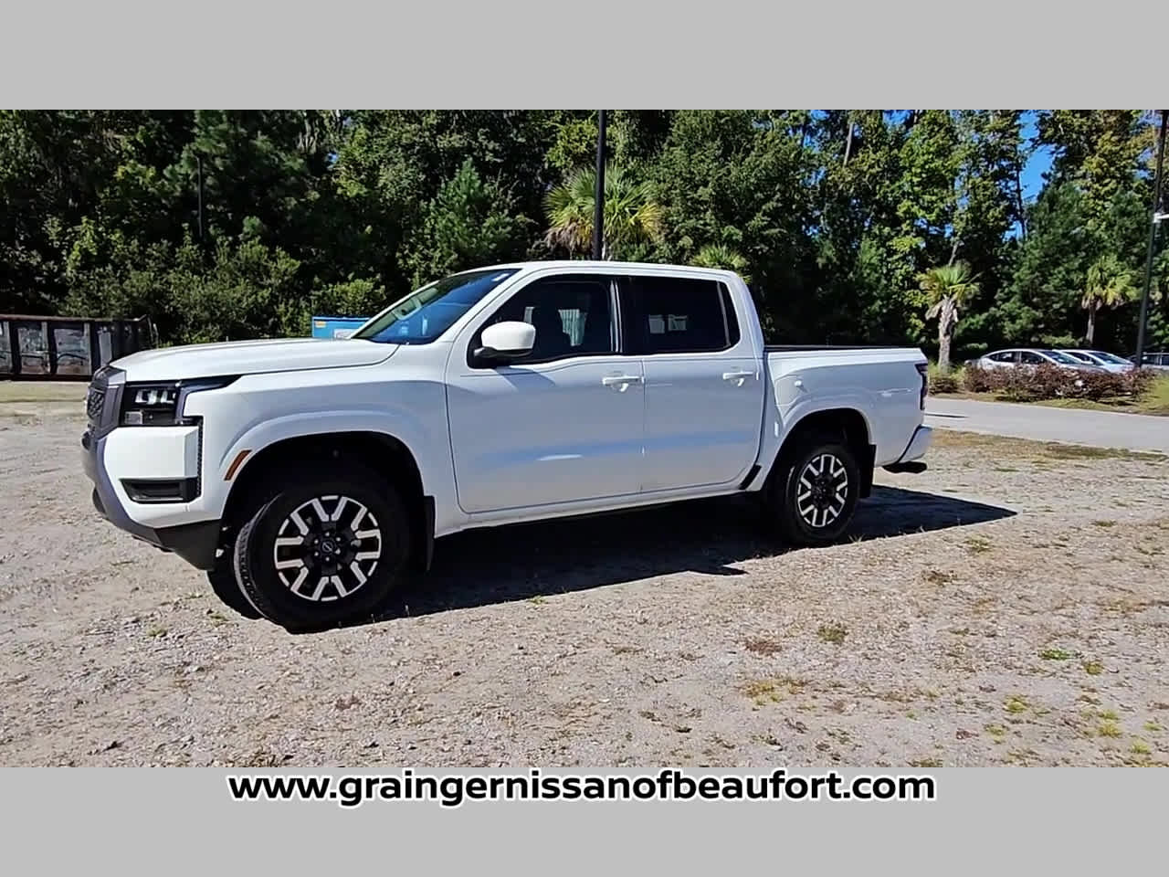 New 2026 Nissan Frontier SV image 24