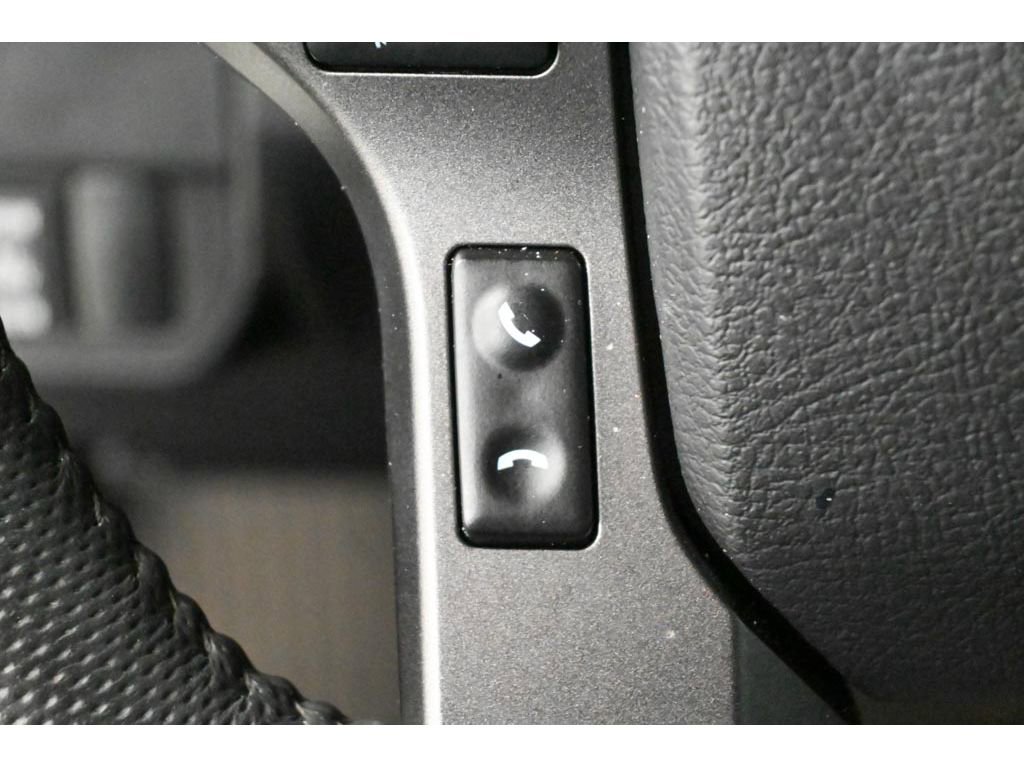 Used 2023 Toyota Tacoma TRD Off-Road image 36