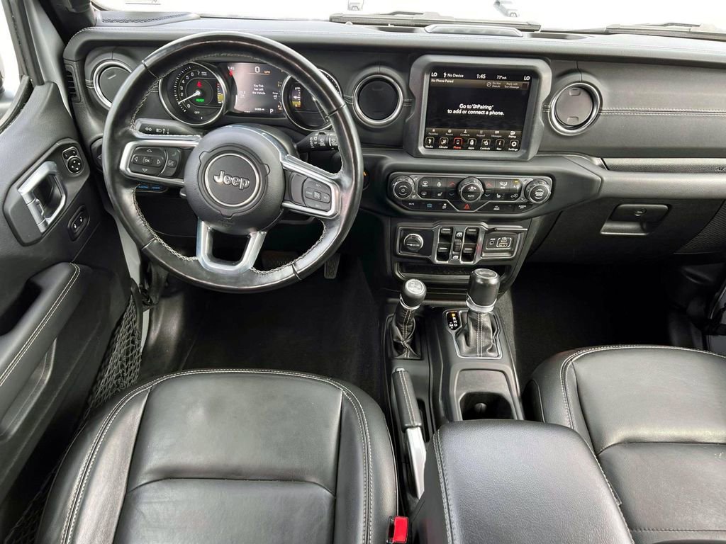 Certified 2022 Jeep Wrangler Unlimited Sahara w/ Cold Weather Group image 11