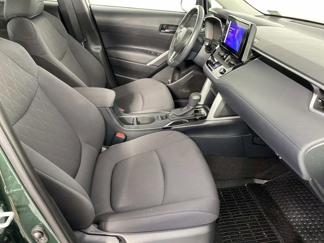 Used 2023 Toyota Corolla Cross LE image 11