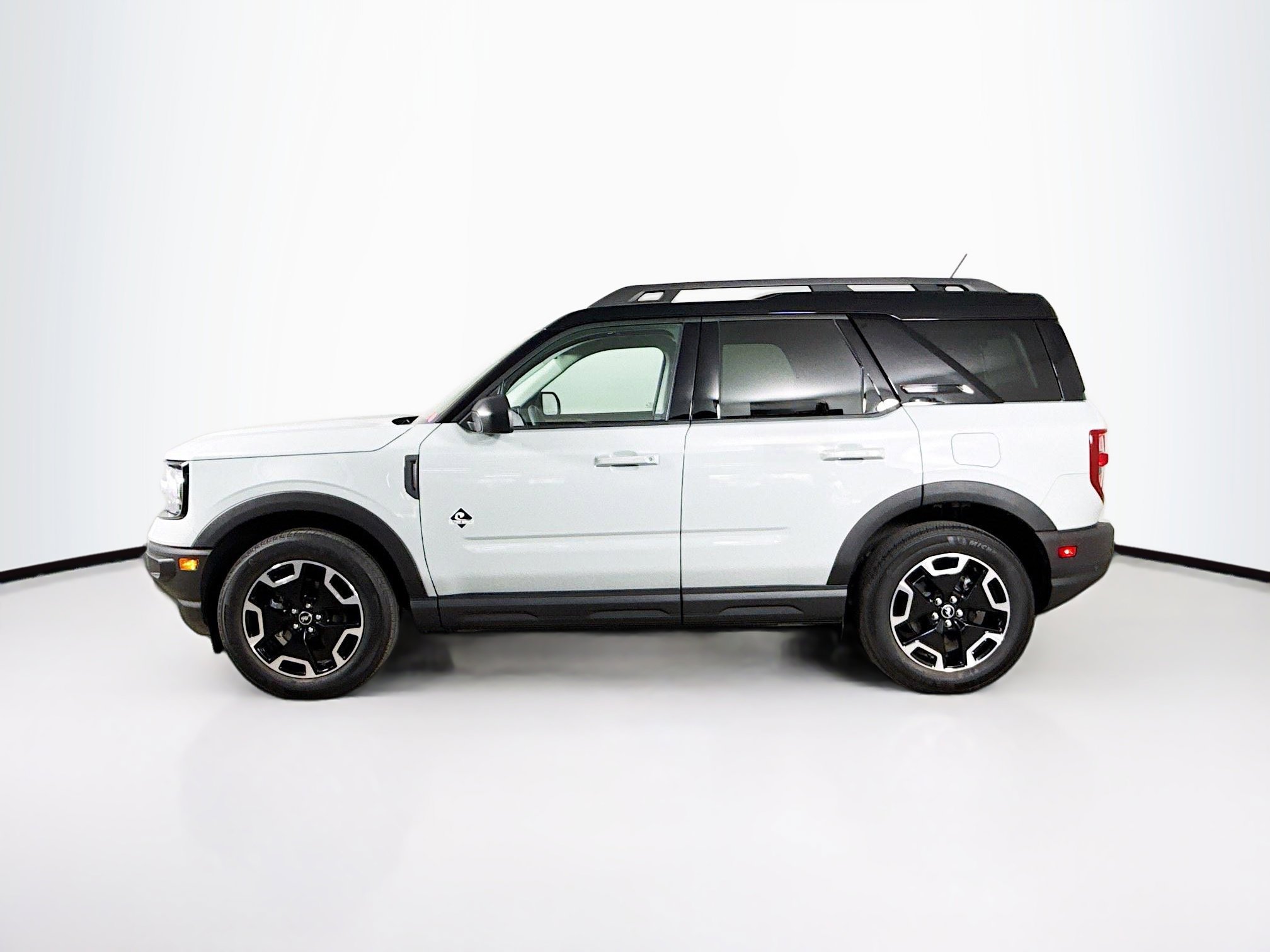 Used 2024 Ford Bronco Sport Outer Banks AWD/4WD image 7
