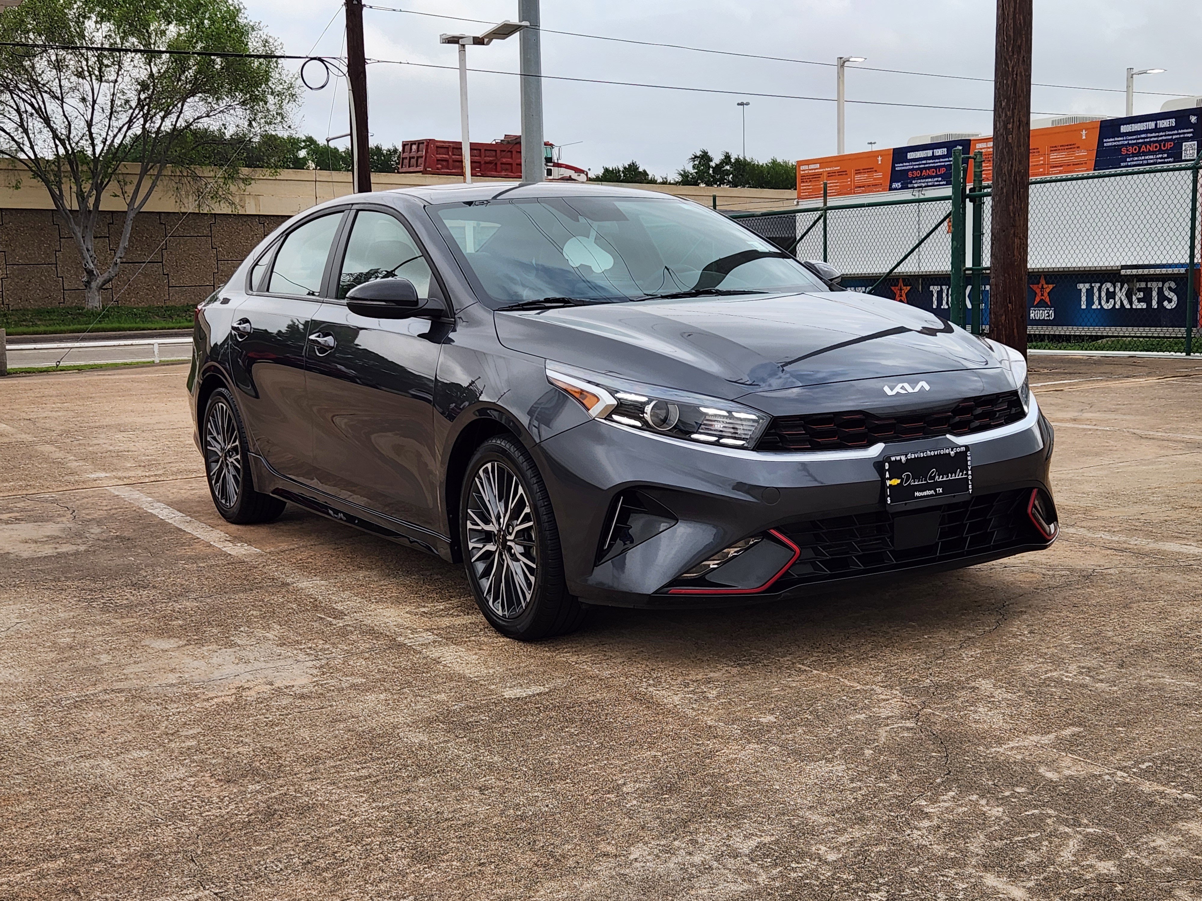 Used 2024 Kia Forte GT-Line w/ GT-Line Premium Package image 4