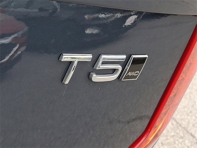 Used 2022 Volvo XC90 T5 Momentum w/ Climate Package image 35