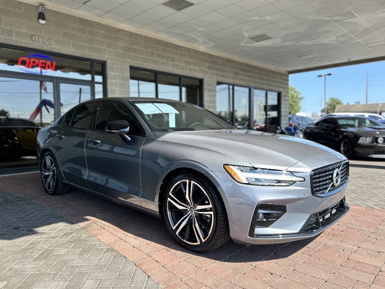 Used 2021 Volvo S60 T5 R-Design AWD/4WD image 25