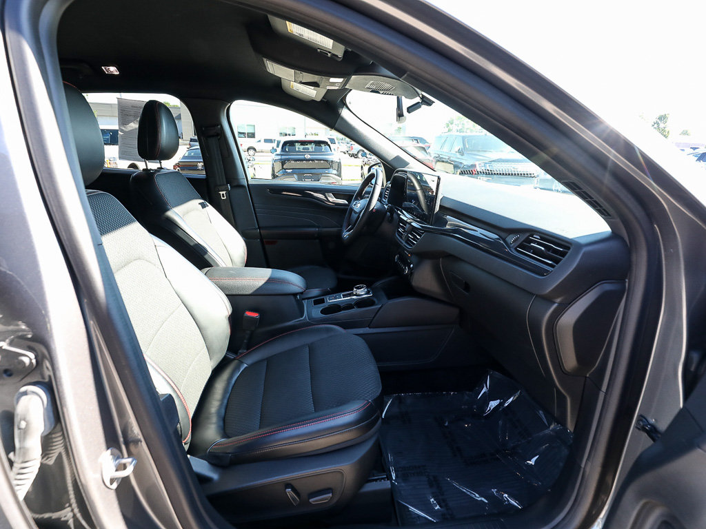 Used 2023 Ford Escape ST-Line Elite AWD/4WD image 22