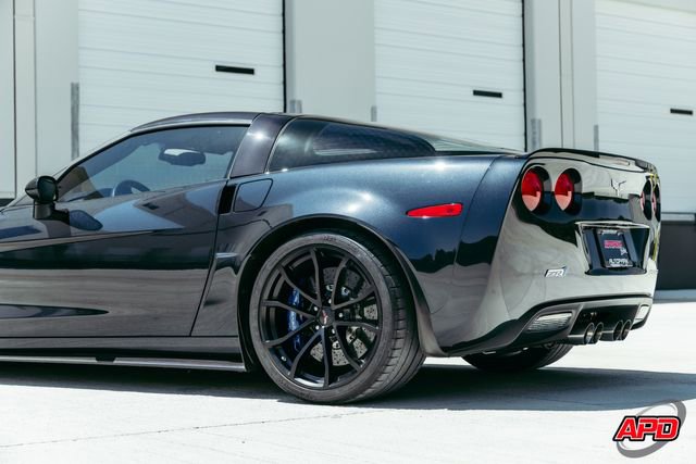 Used 2013 Chevrolet Corvette ZR1 w/ 3ZR Preferred Equipment Group RWD image 60