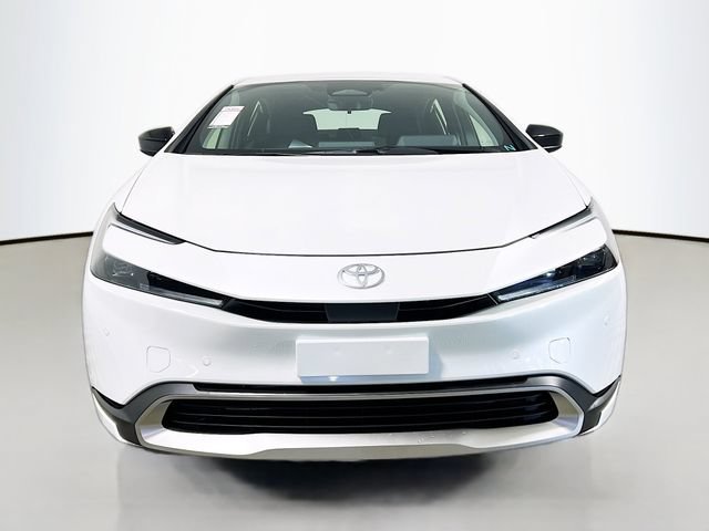 New 2026 Toyota Prius Plug-In Hybrid FWD image 8