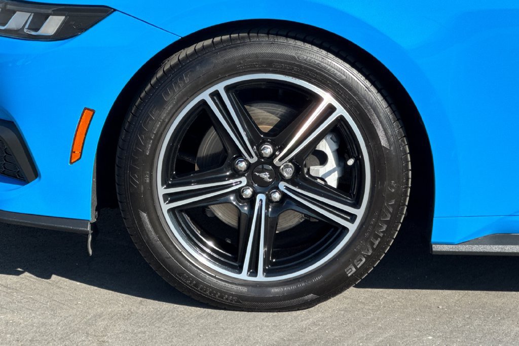 Used 2024 Ford Mustang Premium RWD image 30