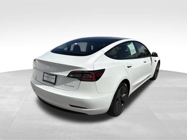 Used 2022 Tesla Model 3 Long Range AWD/4WD image 2