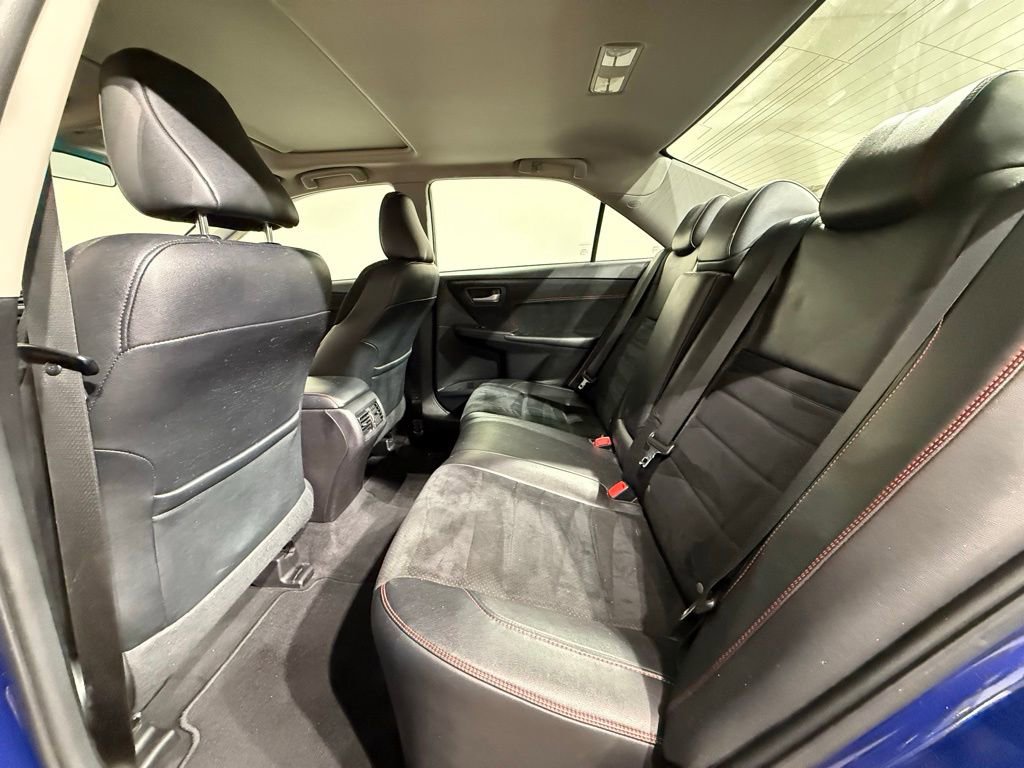 Used 2015 Toyota Camry XSE w/ Moonroof Package FWD image 19