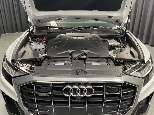 Used 2023 Audi Q8 Premium Plus AWD/4WD image 15