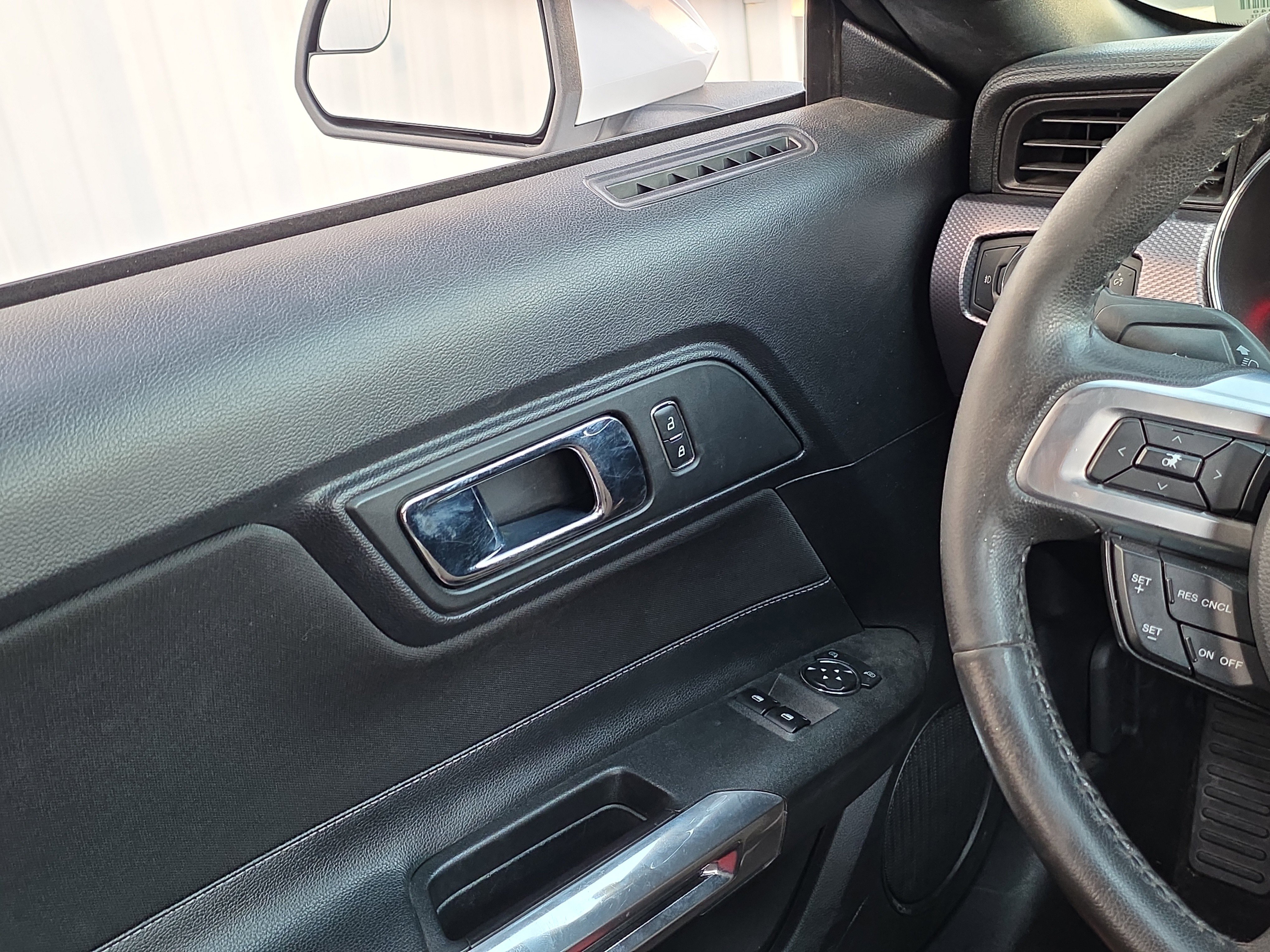 Used 2015 Ford Mustang GT image 24