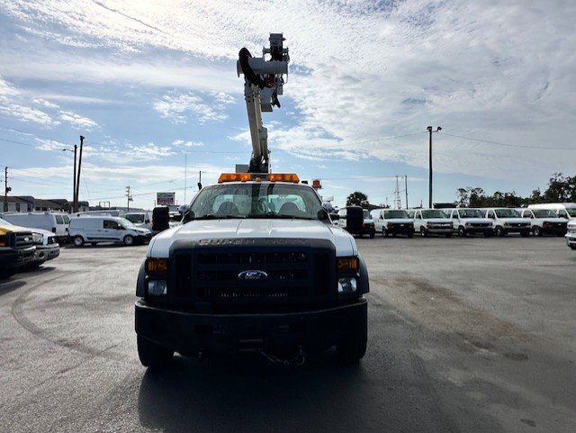 Used 2008 Ford F550 4x4 Regular Cab Super Duty image 3