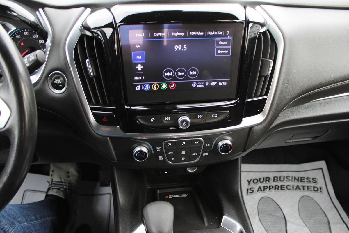 Used 2022 Chevrolet Traverse LT w/ LPO, Floor Liner Package AWD/4WD image 15