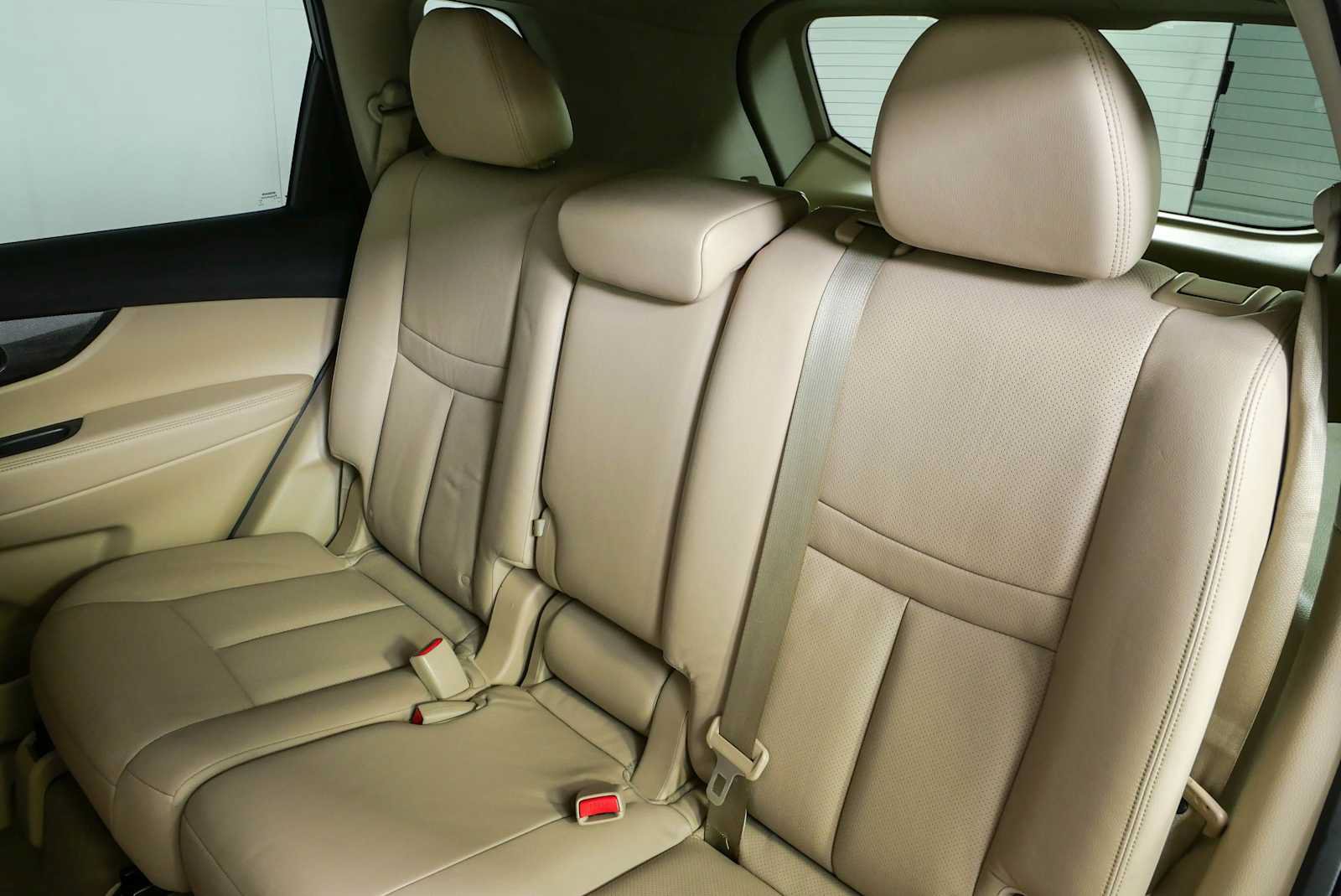 Used 2014 Nissan Rogue SL w/ SL Premium Package FWD image 17