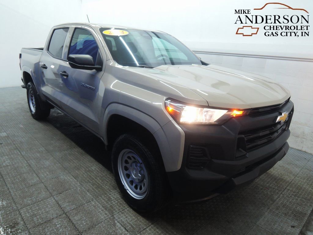 Used 2024 Chevrolet Colorado W/T image 1