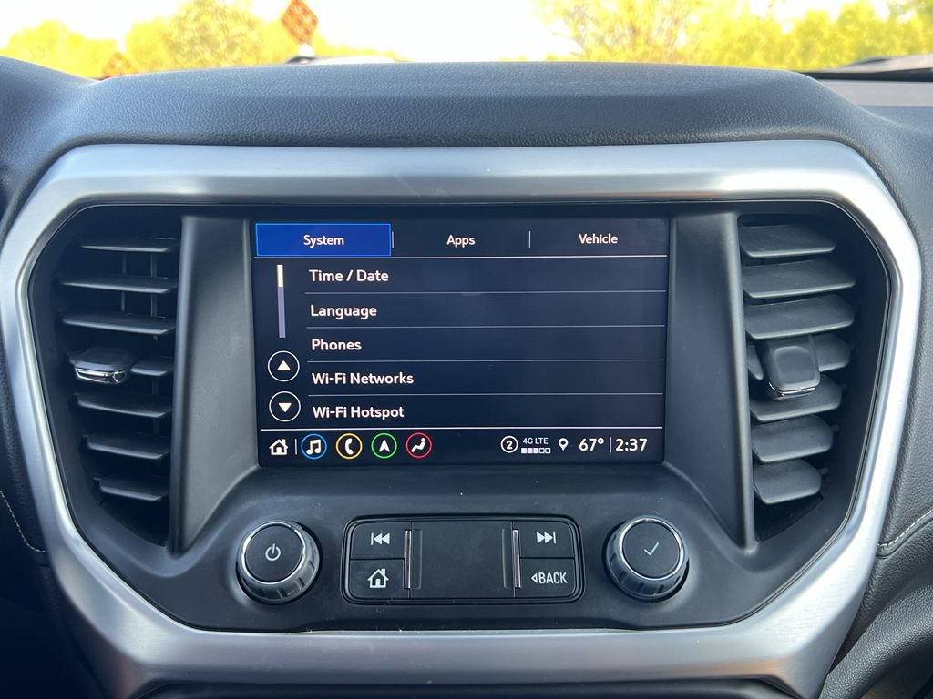 Used 2023 GMC Acadia SLT w/ LPO, Floor Liner Package image 27