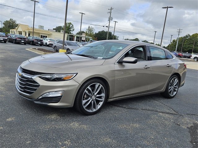 Used 2022 Chevrolet Malibu LT image 3