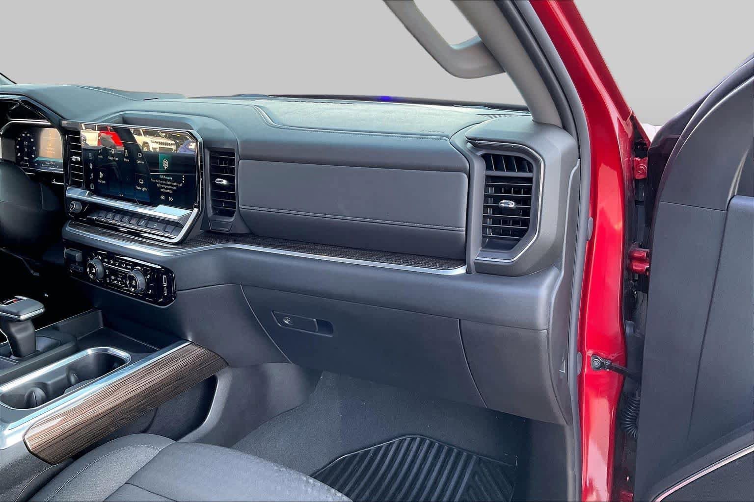Used 2026 Chevrolet Silverado 1500 RST AWD/4WD image 19