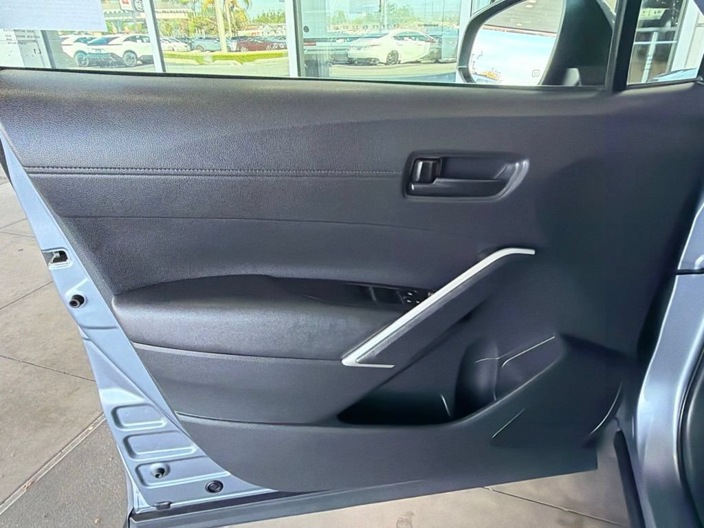 Certified 2022 Toyota Corolla Cross LE FWD image 19