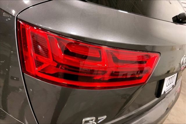 Used 2018 Audi Q7 3.0T Prestige w/ Prestige Package image 29