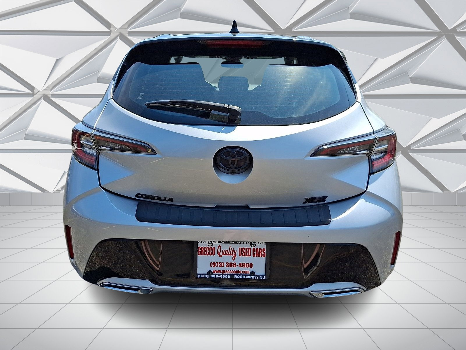 Used 2020 Toyota Corolla XSE image 9