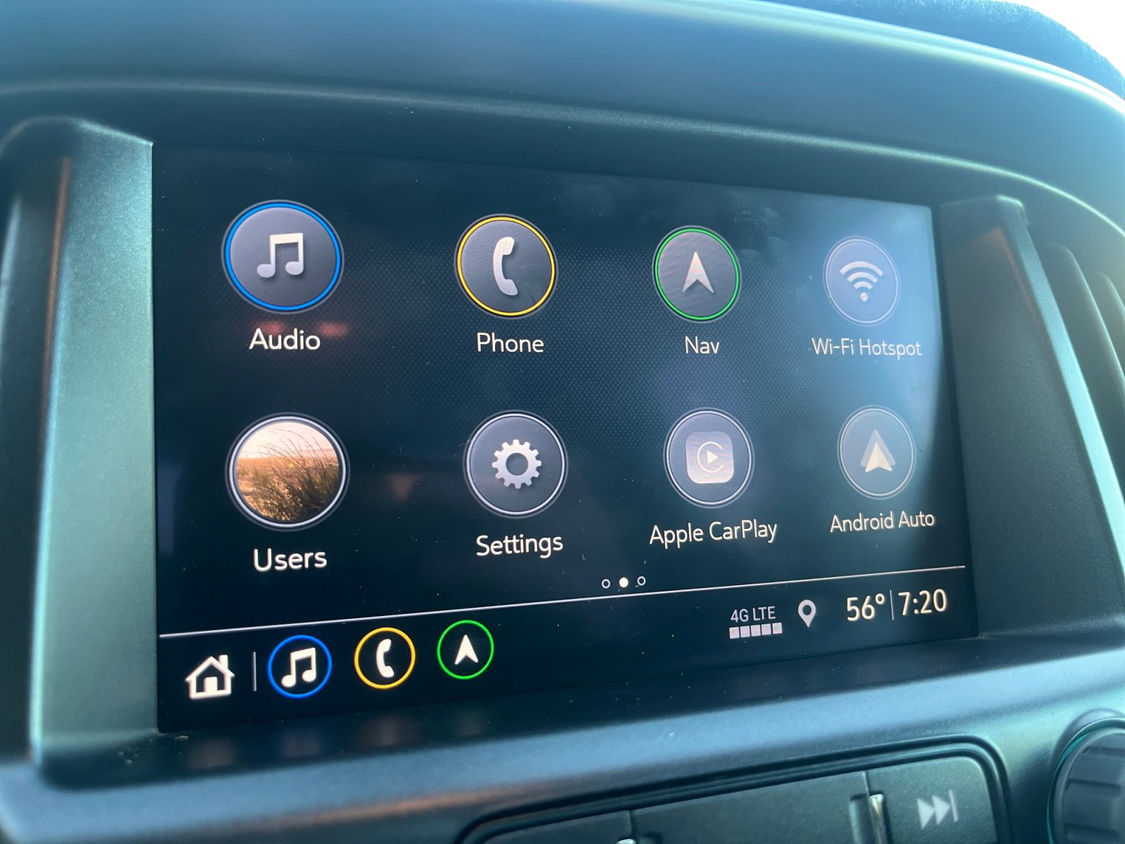 Used 2022 Chevrolet Colorado LT w/ LT Convenience Package image 27