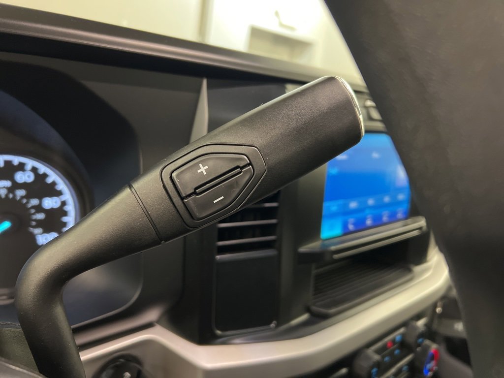 New 2025 Ford F550 4x4 Regular Cab Super Duty image 15