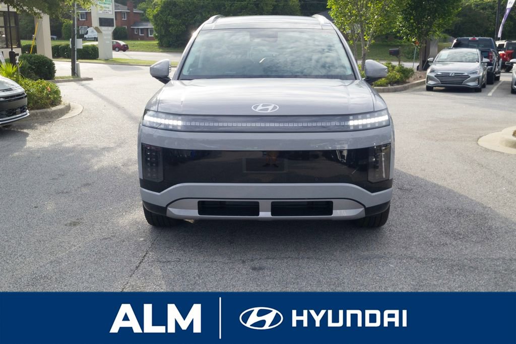 New 2026 Hyundai Ioniq 9 Limited image 3
