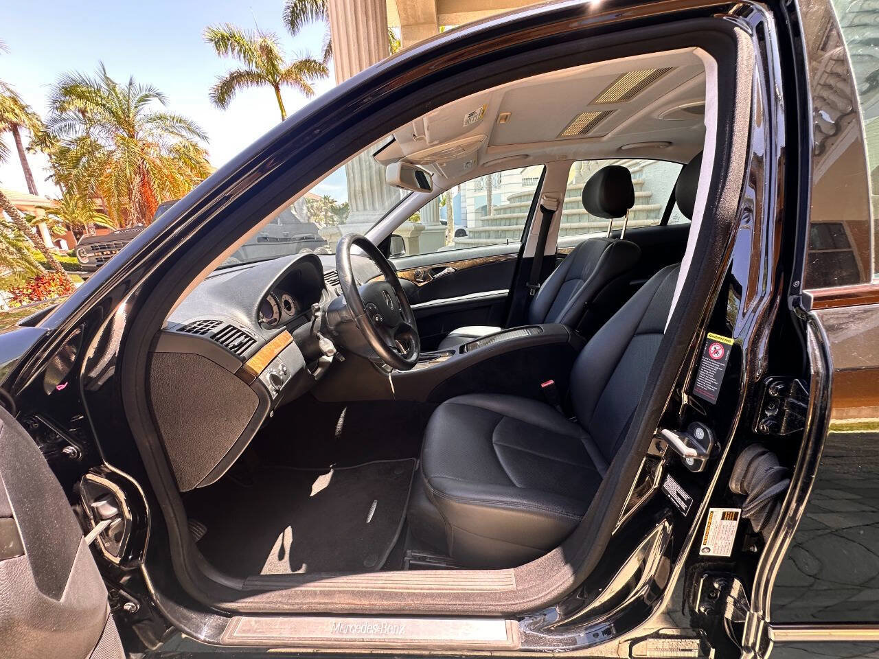 Used 2007 Mercedes-Benz E 350 Sedan image 22