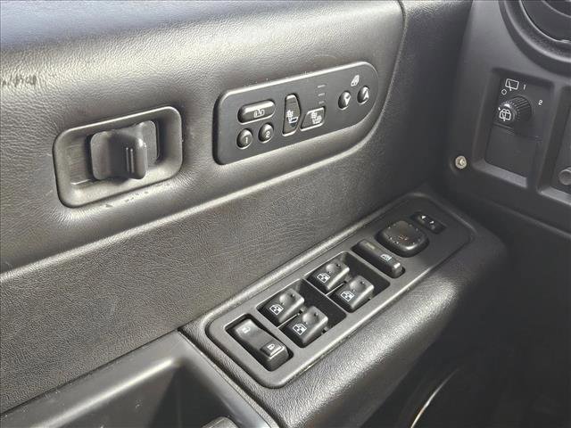 Used 2005 HUMMER H2 w/ Preferred Equipment Group AWD/4WD image 12
