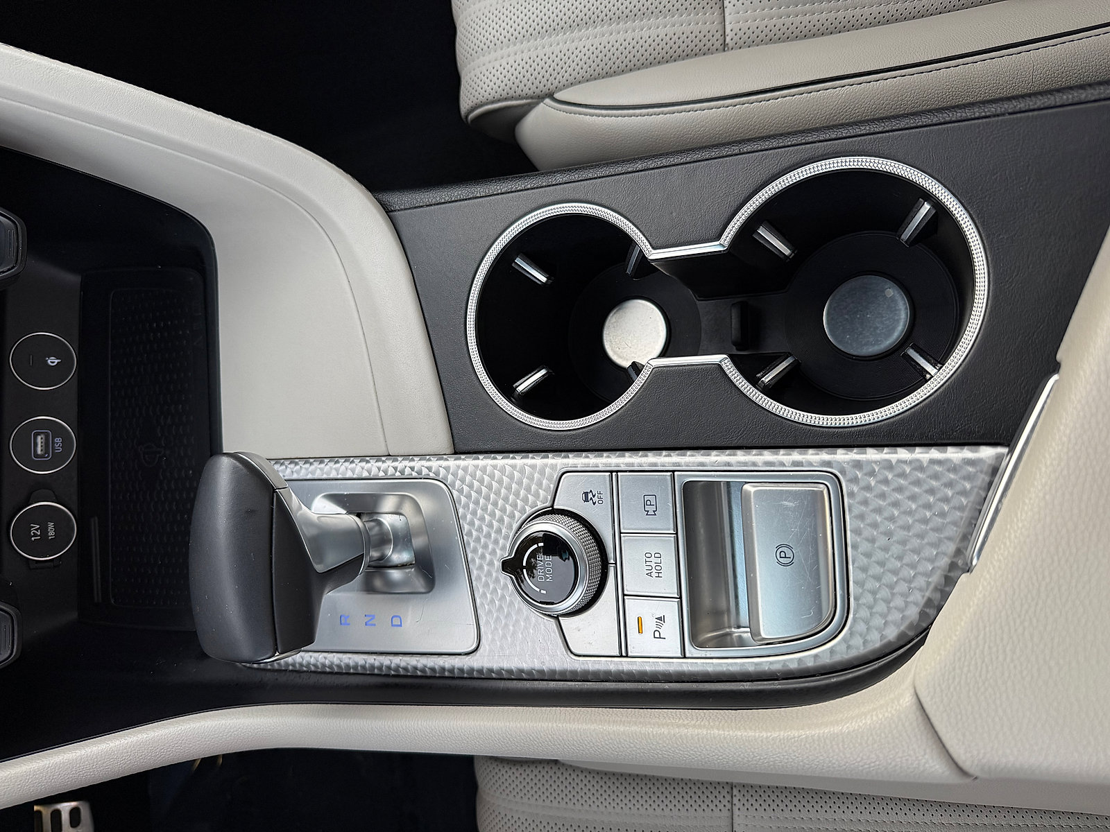 Used 2023 Genesis G70 2.0T w/ Sport Prestige Package image 14