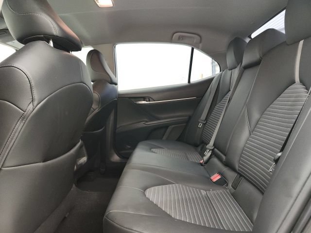 Used 2021 Toyota Camry SE FWD image 10