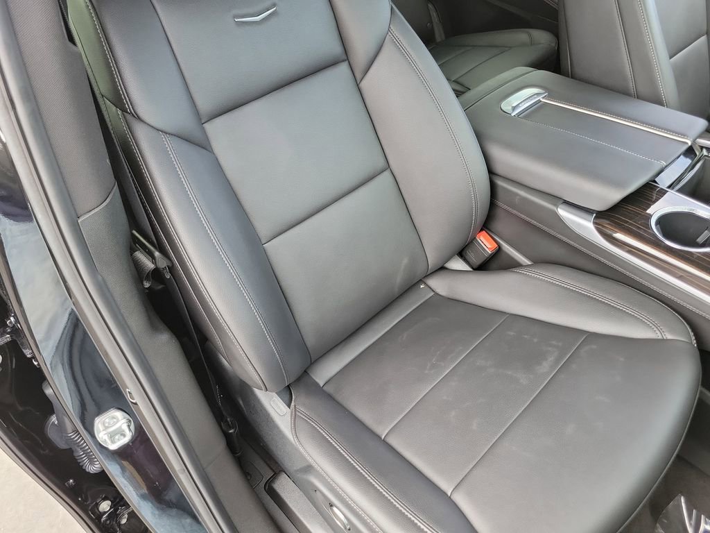 Used 2025 Cadillac Escalade ESV Luxury RWD image 20