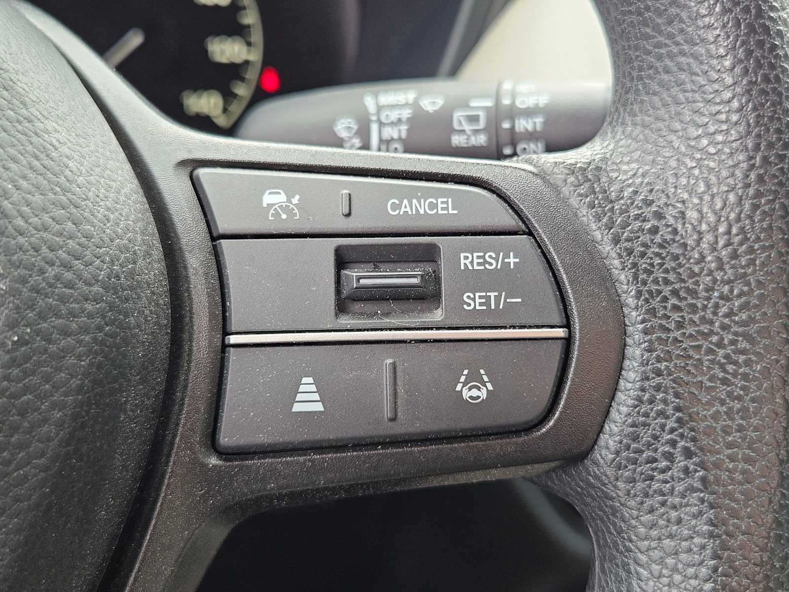 Used 2024 Honda HR-V LX image 13