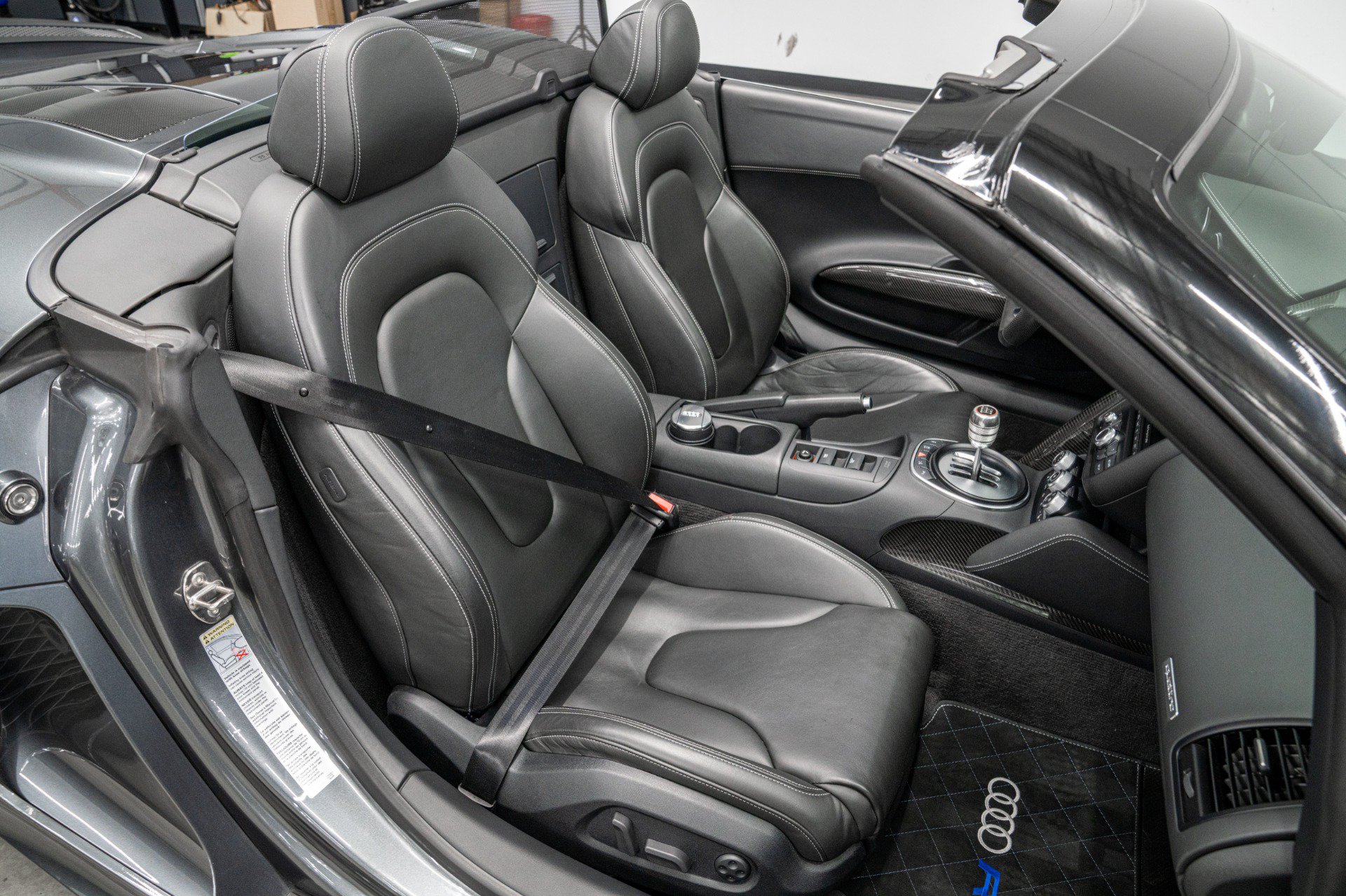 Used 2012 Audi R8 V10 AWD/4WD image 22