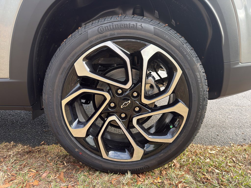 New 2026 Chevrolet Trax RS FWD image 31