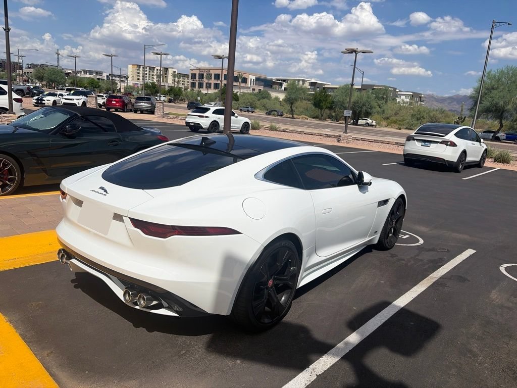 Used 2024 Jaguar F-TYPE Coupe AWD image 5