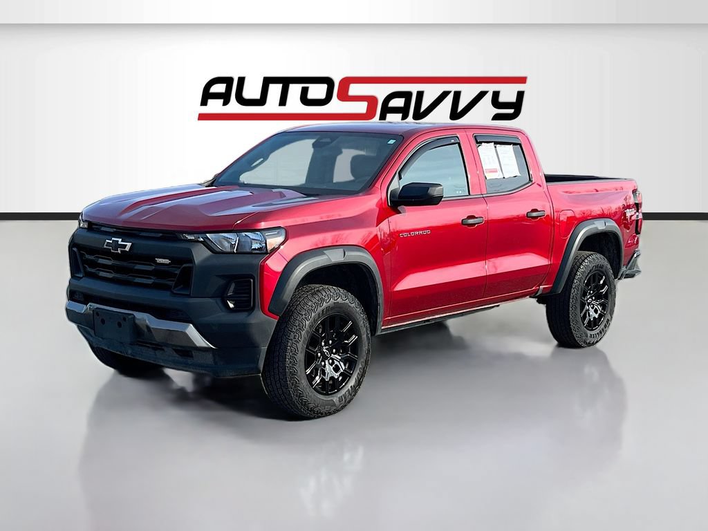 Used 2024 Chevrolet Colorado Trail Boss w/ Advanced Trailering Package AWD/4WD image 3