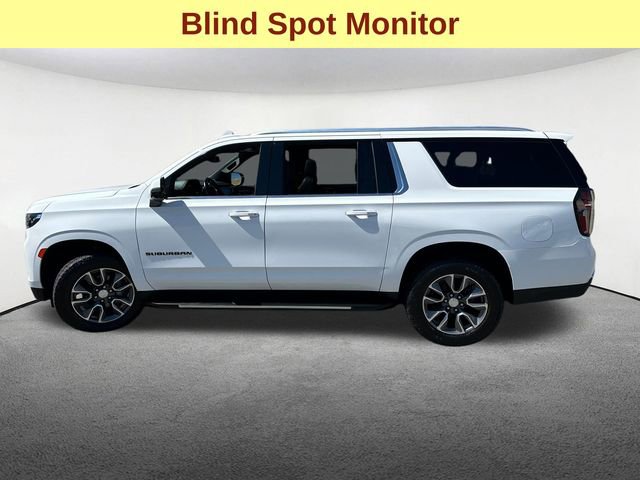 Used 2022 Chevrolet Suburban LT w/ LT Signature Plus Package AWD/4WD image 6