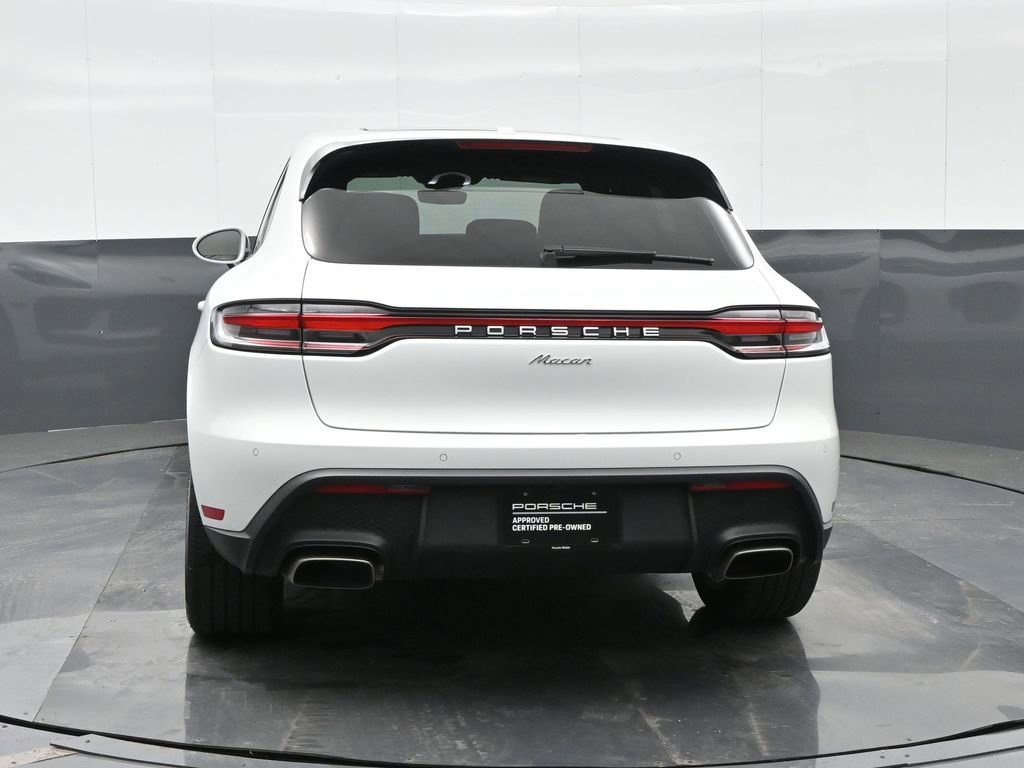 Certified 2025 Porsche Macan AWD/4WD image 6
