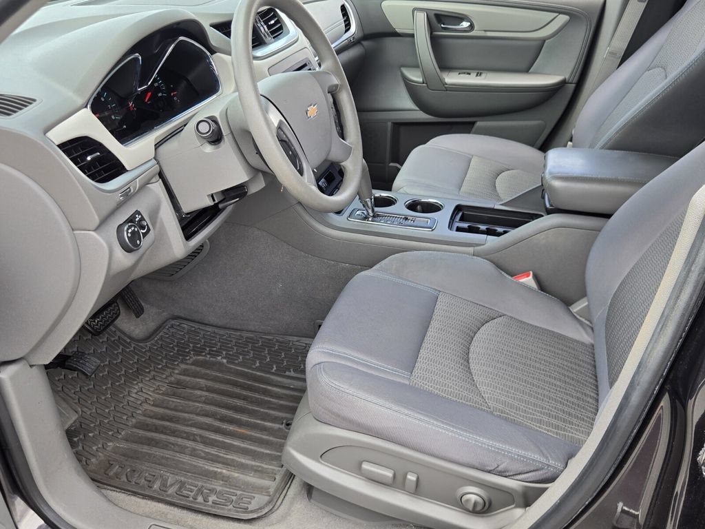 Used 2015 Chevrolet Traverse LS FWD image 11