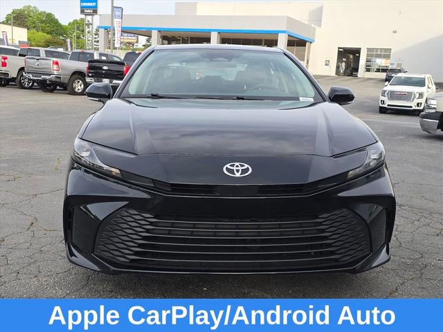 Used 2025 Toyota Camry LE image 12