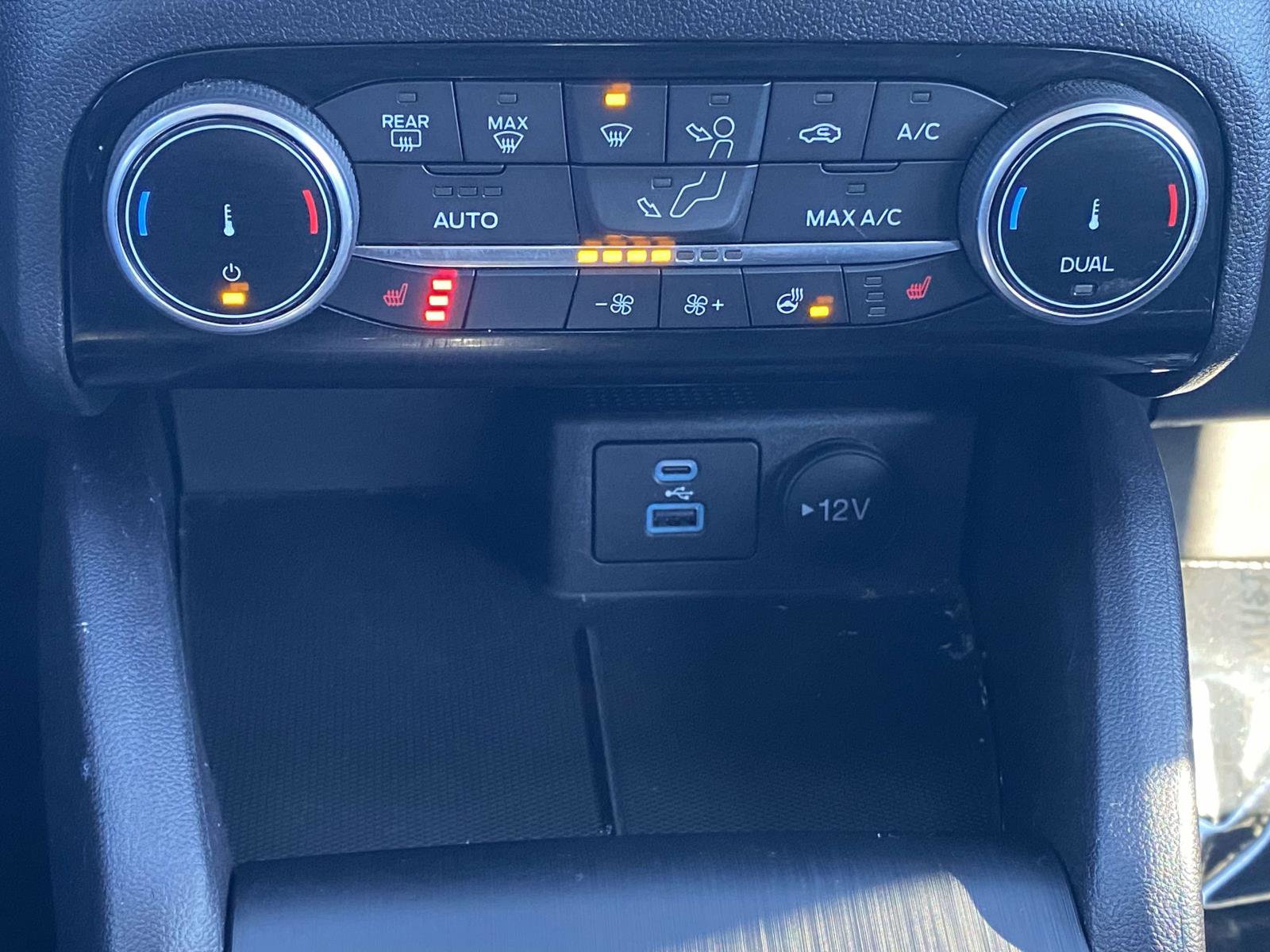 Used 2022 Ford Escape SEL FWD image 26
