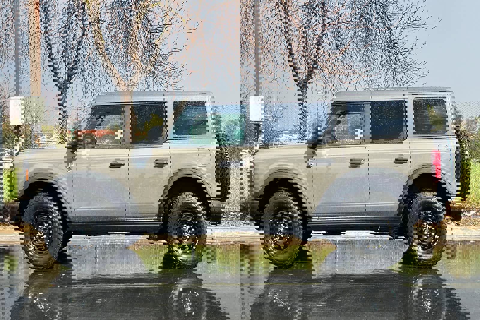 New 2026 Ford Bronco Big Bend w/ Black Diamond Package image 5