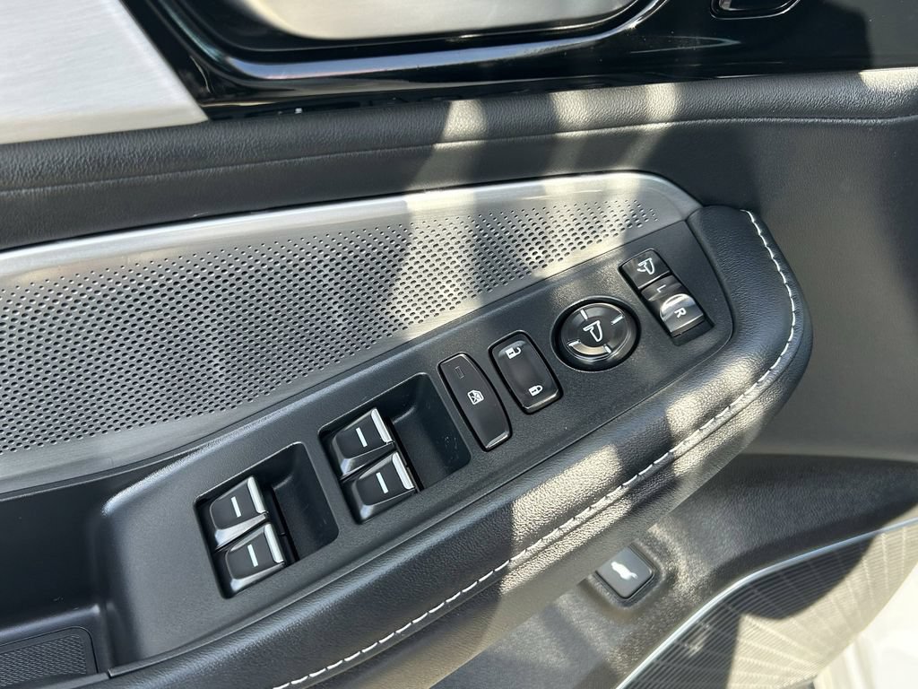 Used 2025 Acura MDX w/ Technology Package AWD/4WD image 27