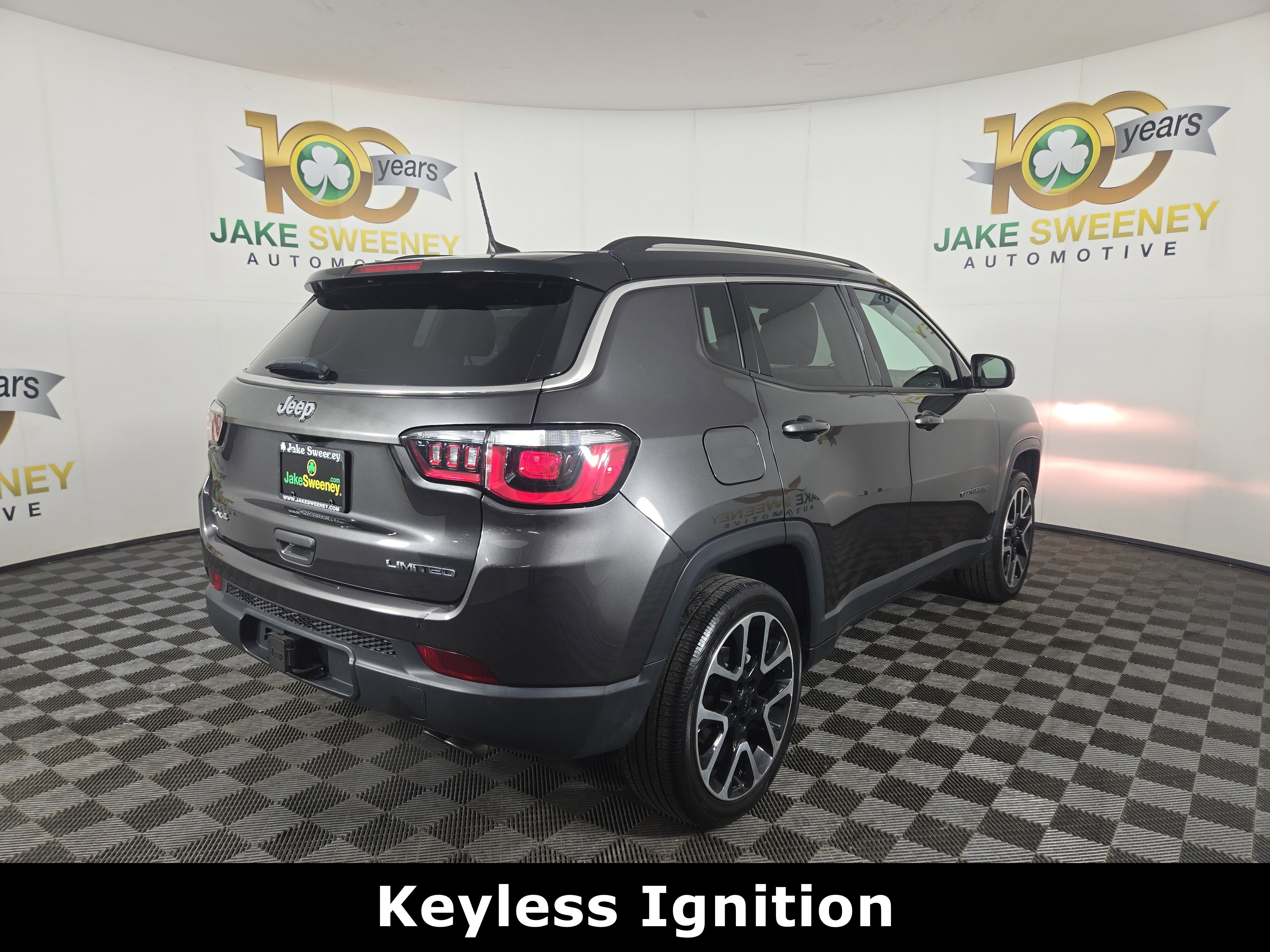 Used 2018 Jeep Compass Limited w/ Navigation Group image 9