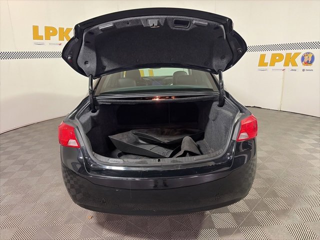 Used 2018 Chevrolet Impala LT image 6