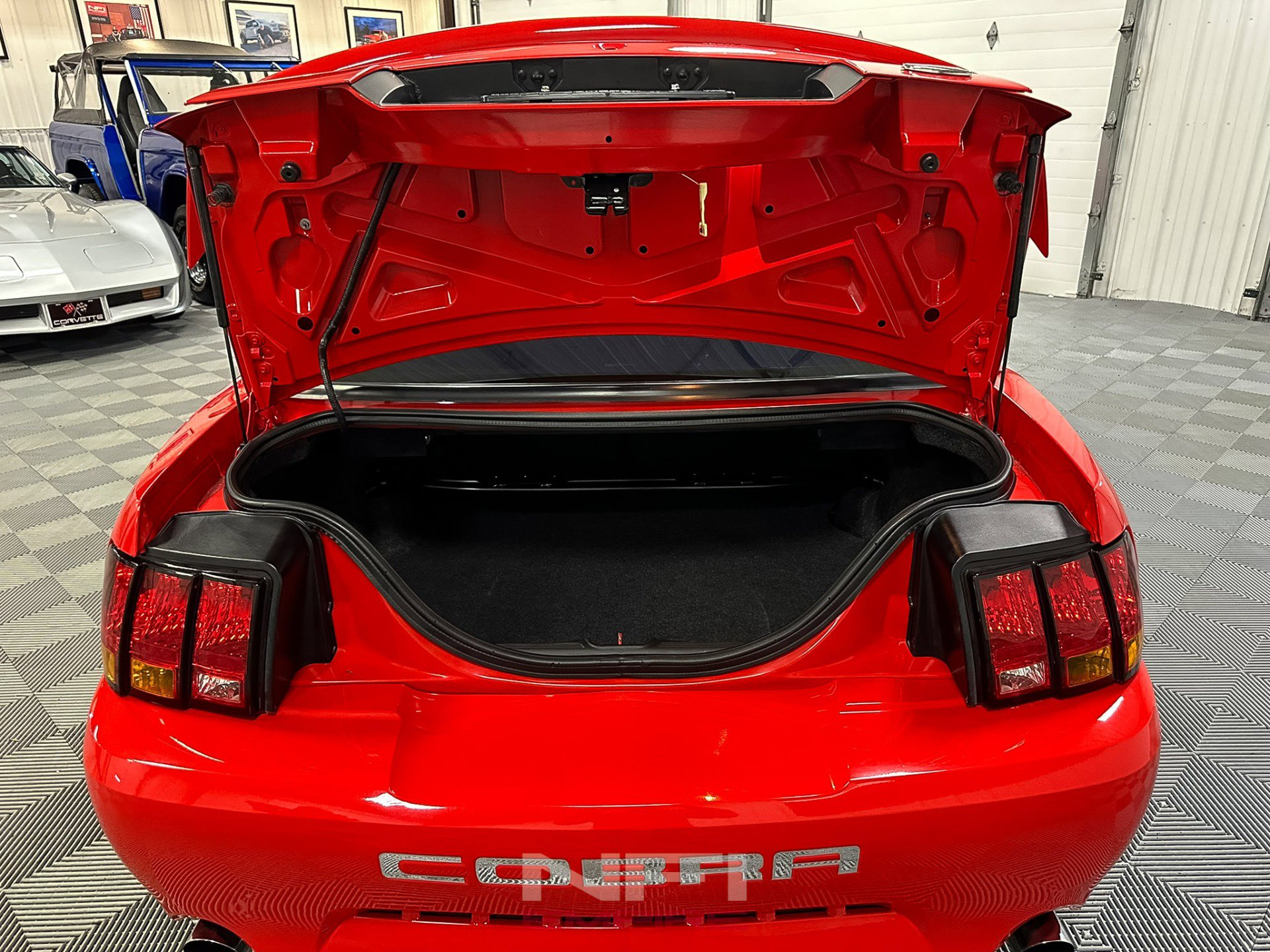 Used 2001 Ford Mustang Cobra image 39