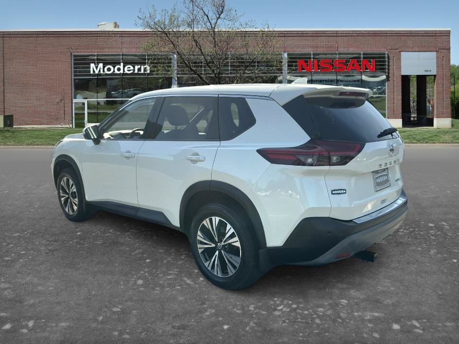 Certified 2021 Nissan Rogue SV AWD/4WD image 2